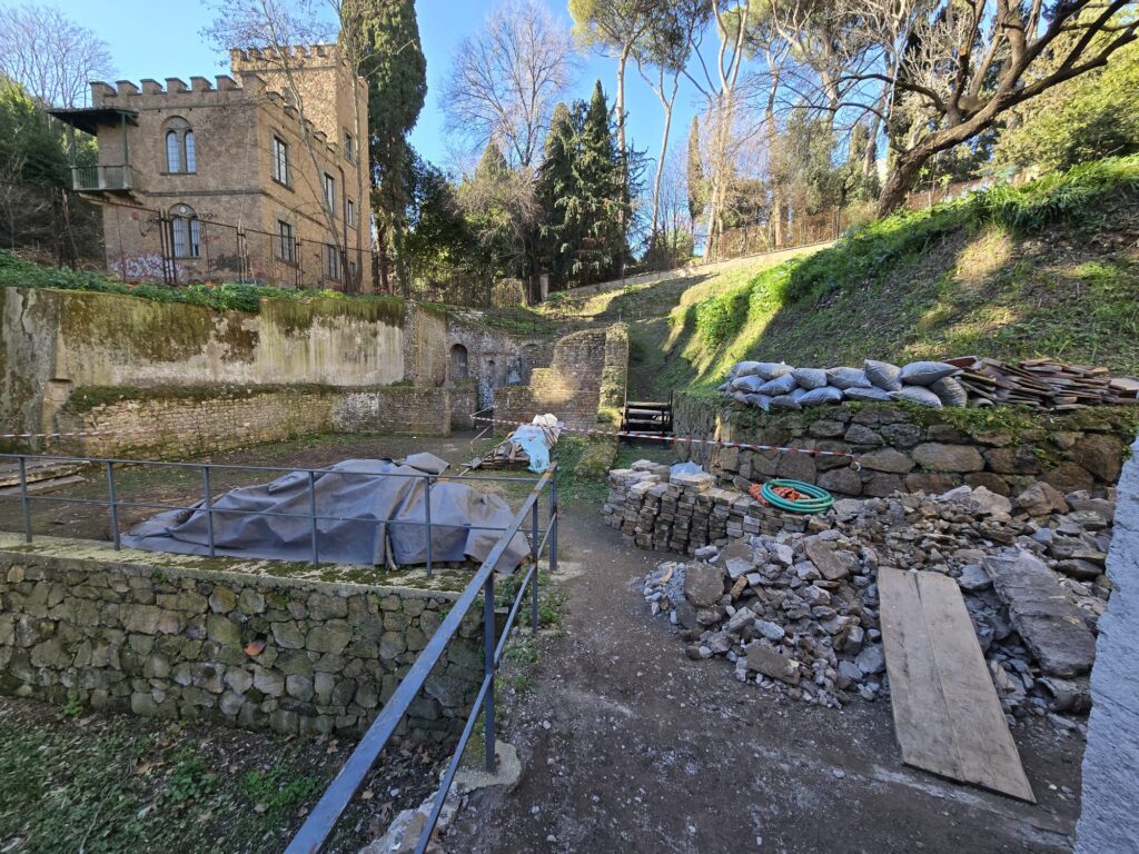 AREA ARCHEOLOGICA DEL SANTUARIO SIRIACO [INTRA OPERAM]