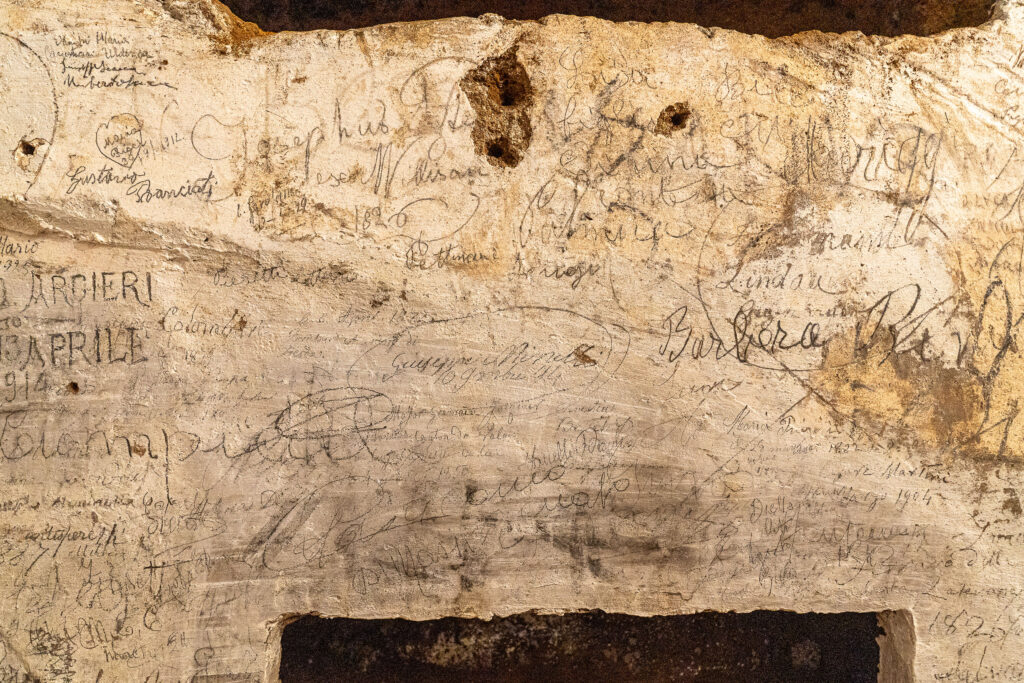 CHIESA DEI SANTI MARCELLINO E PIATRO AD DUAS LAUROS — MAUSOLEO DI SANT'ELENA  [POST OPERAM]