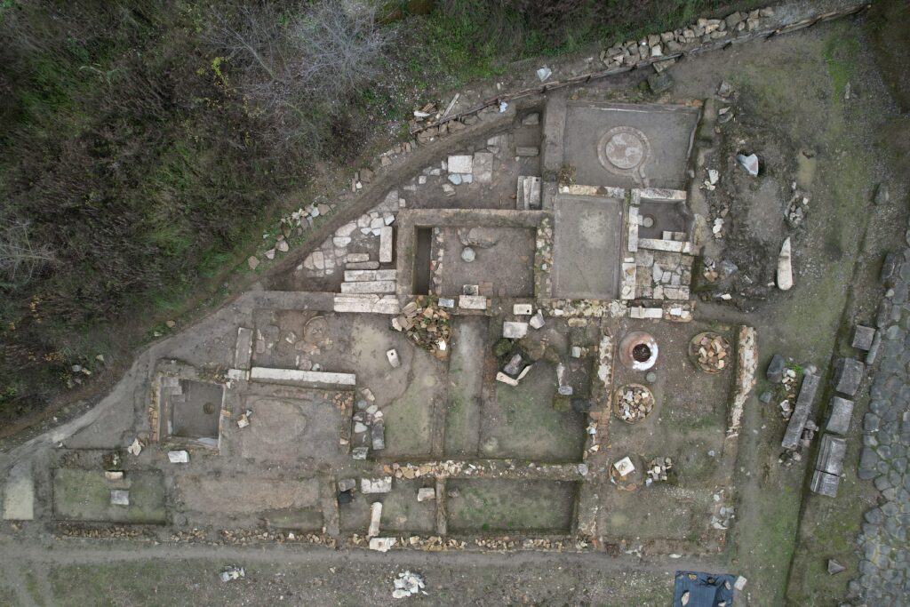 MAUSOLEO MARCO MACRINO E AREA FUNERARIA V MIGLIO  [ANTE OPERAM]