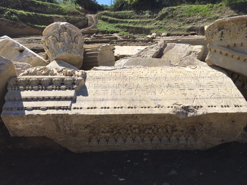 MAUSOLEO MARCO MACRINO E AREA FUNERARIA V MIGLIO  [ANTE OPERAM]
