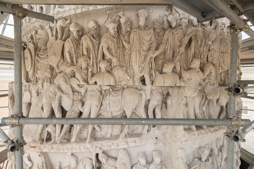 COLONNA DI MARCO AURELIO [INTRA OPERAM]