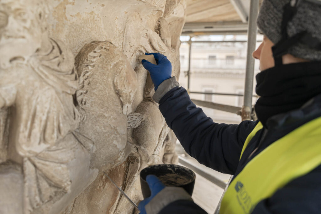 COLONNA DI MARCO AURELIO [INTRA OPERAM]