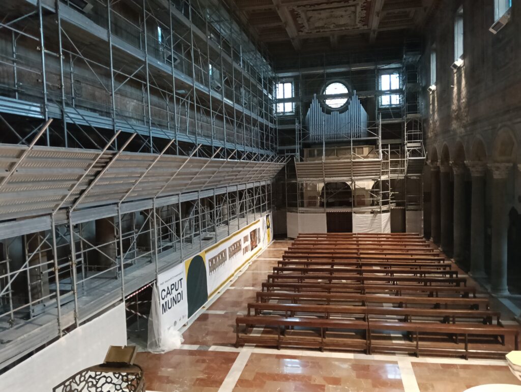 BASILICA DI SANTA MARIA IN DOMNICA [INTRA OPERAM]