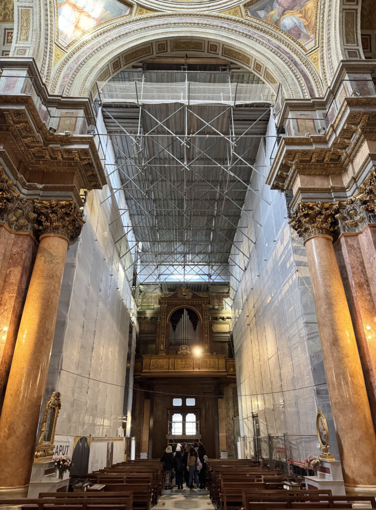 CHIESA DELLA SANTISSIMA TRINITÀ DEI PELLEGRINI [INTRA OPERAM]