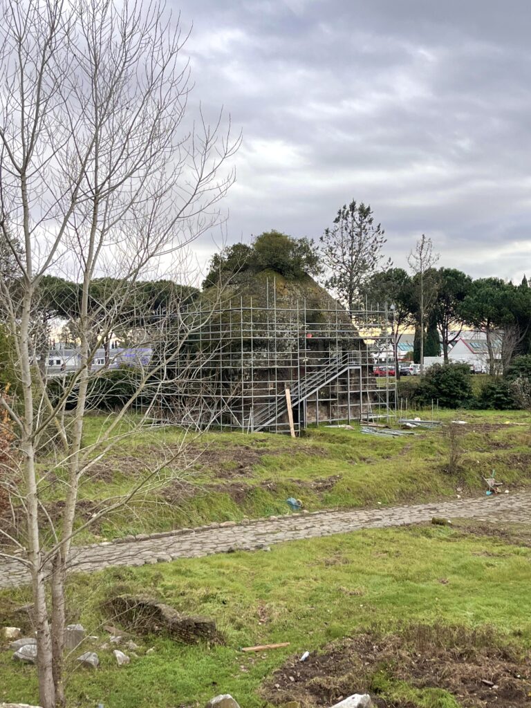 AREA ARCHEOLOGICA DI GROTTAROSSA [INTRA OPERAM]